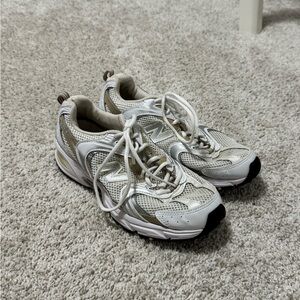 New Balance 530’s Sneakers